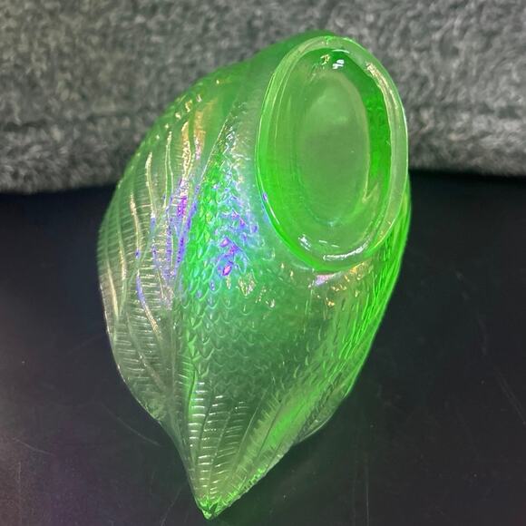 Vintage 1930s Fenton Green Uranium Glass Swan Candy Dish - Picture 11 of 16